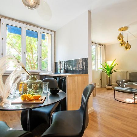 Suite Madison Villeurbanne Exteriör bild